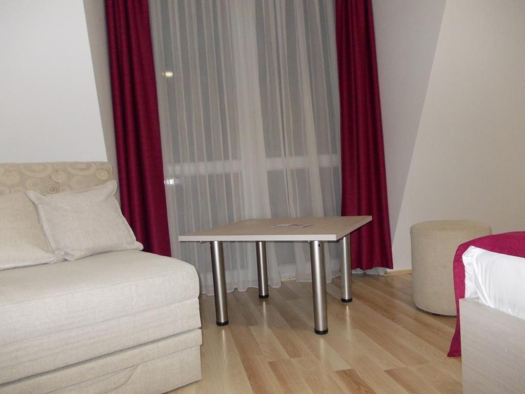 City Boutique Rooms Skopje Zewnętrze zdjęcie