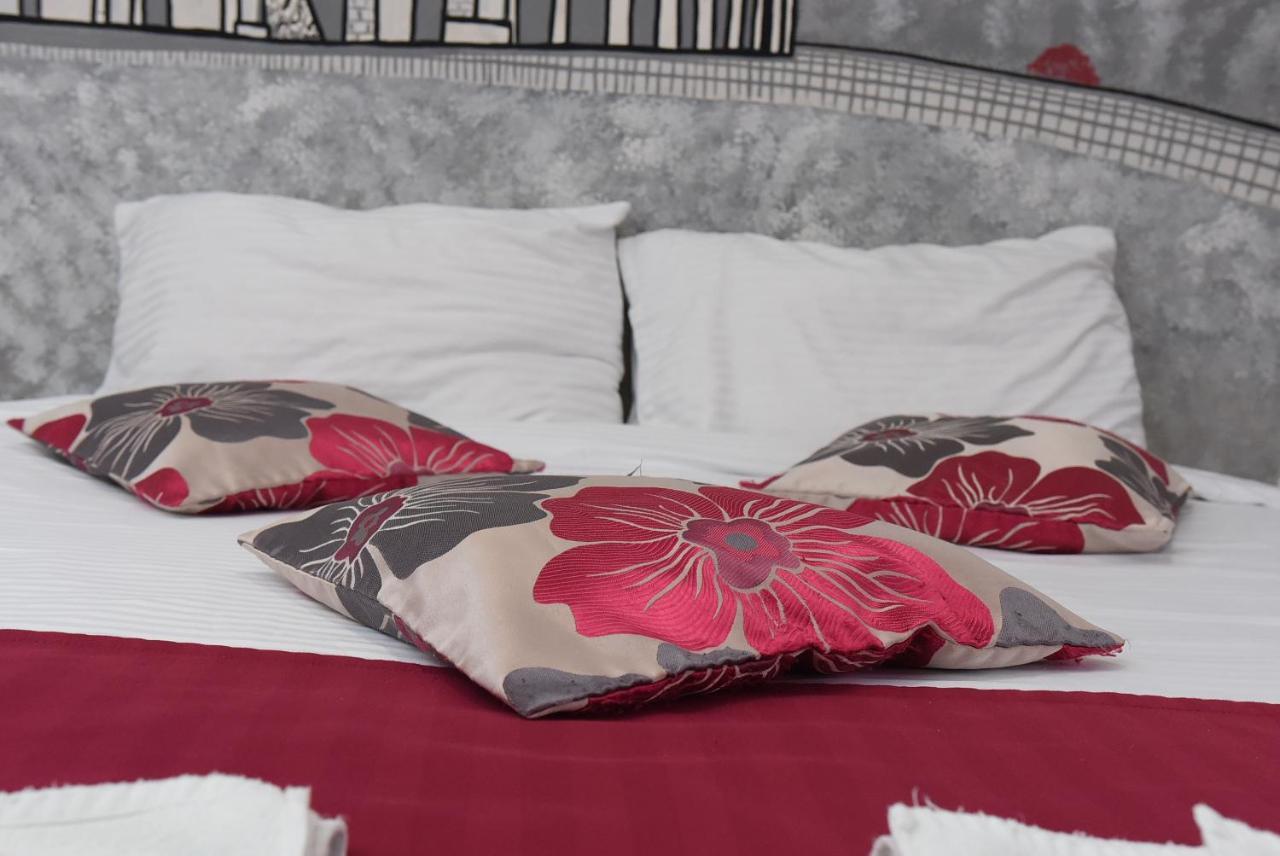 City Boutique Rooms Skopje Zewnętrze zdjęcie